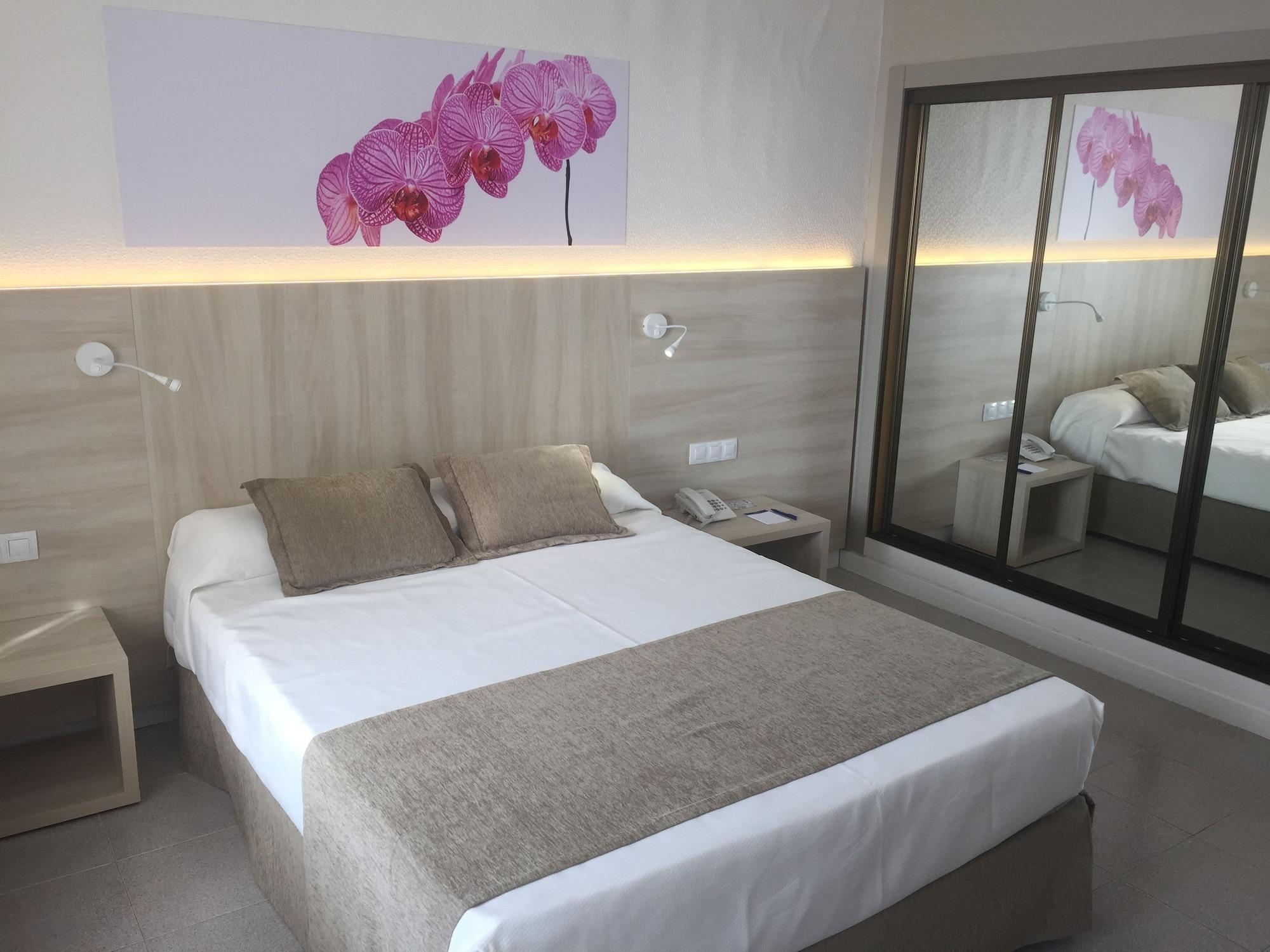 บาเอีย ปรินซิเป ซันไลท์ โกรัล ปลายา Hotel มากาลุฟ ภายนอก รูปภาพ